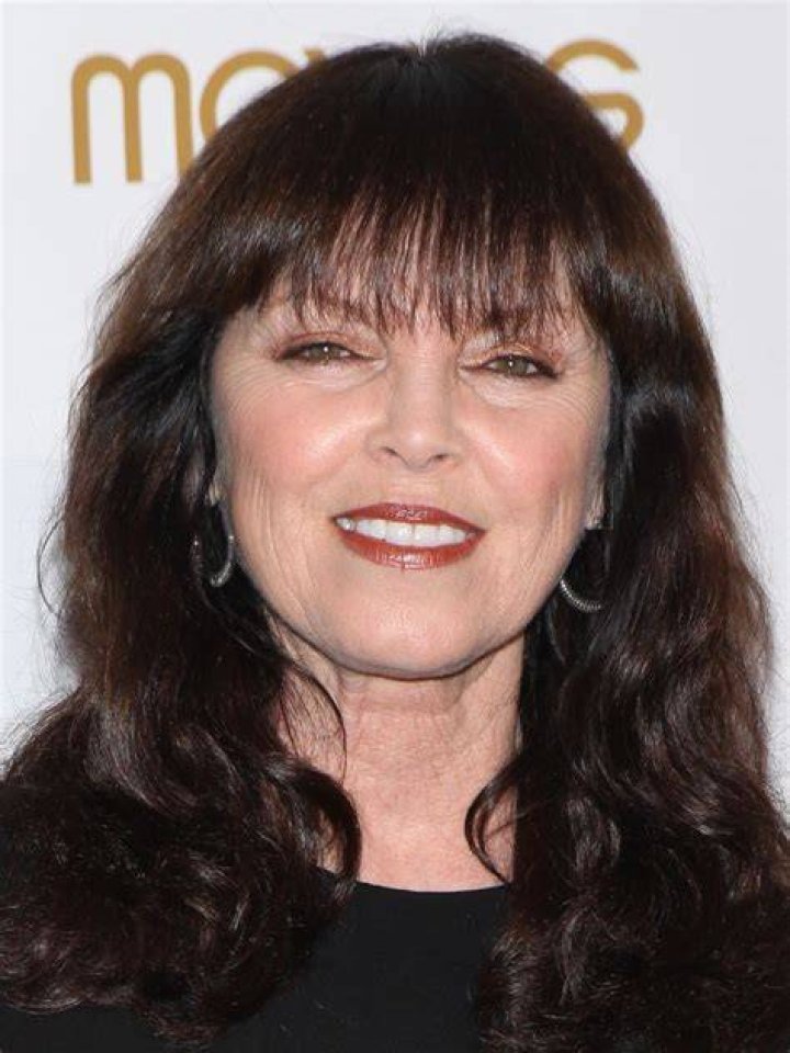 Pat Benatar (Rock Singer) Wiki, Bio, Age, Height, Weight, Measurements