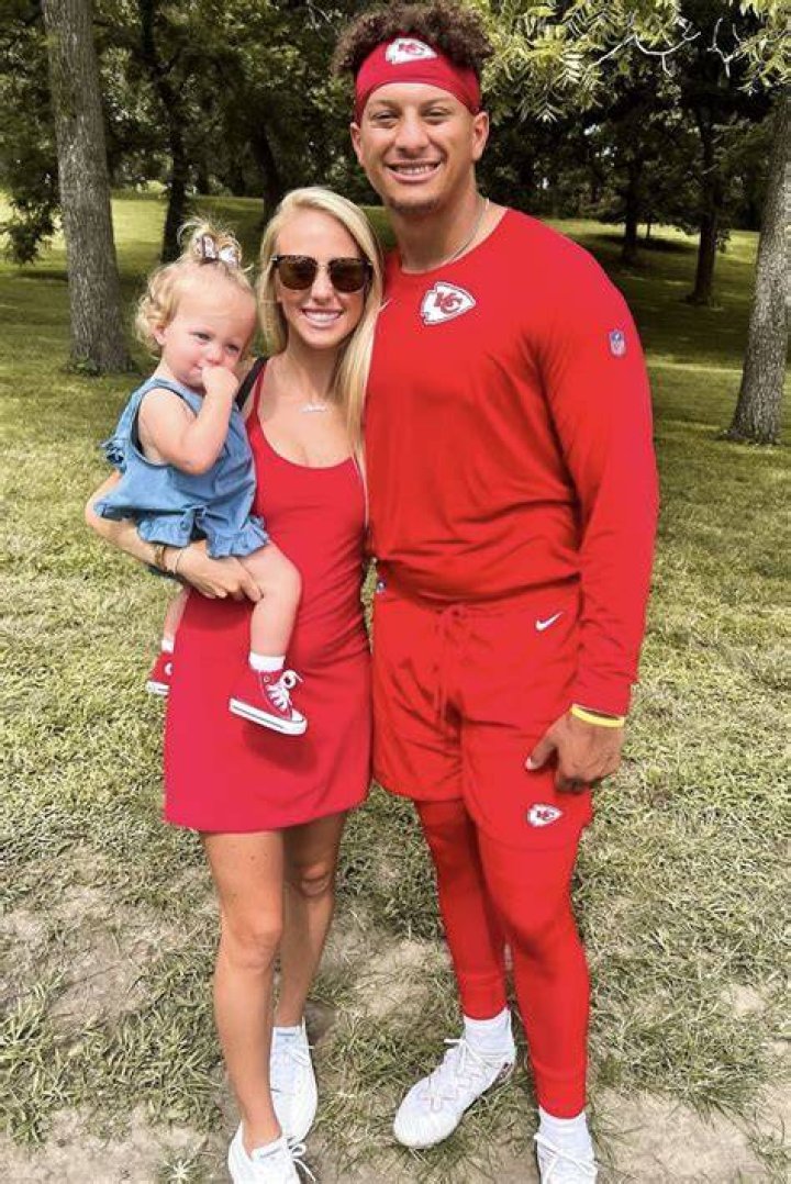 Patrick Mahomes’ Fiancée Brittany Matthews Works Out W/ Baby NBC Boston