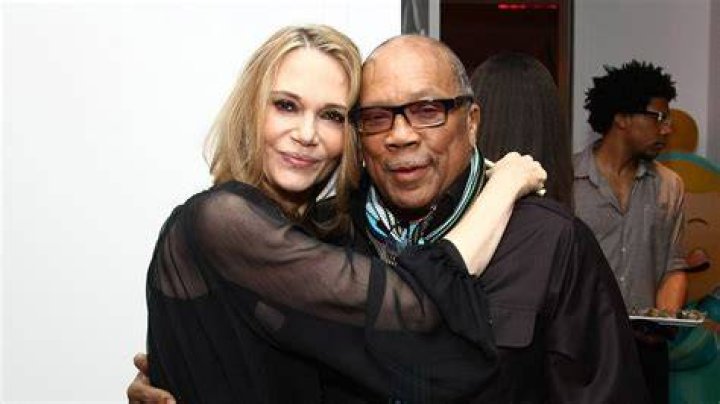Peggy Lipton, Quincy Jones Ex and Rashida Jones' Mom, Dies at 72