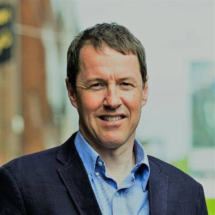 Peter Carlin is fundraising for British Heart Foundation