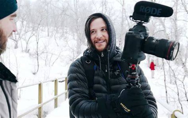 PETER MCKINNON