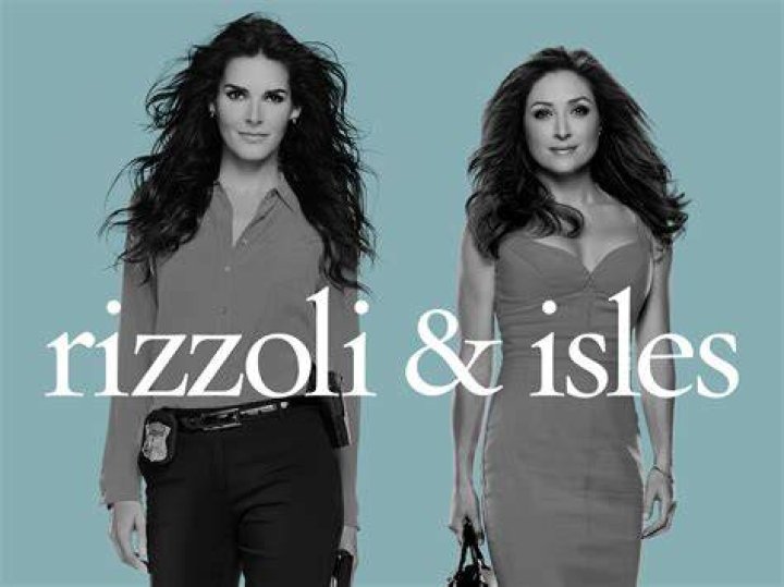 Pilotmustra Rizzoli & Isles 1&times;01 at Sorozatjunkie