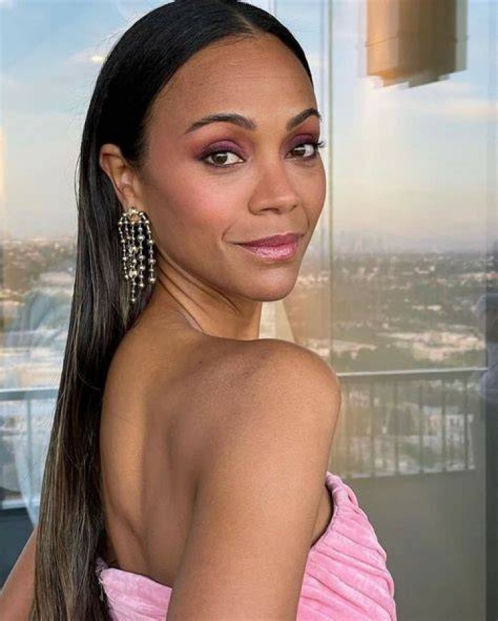 Pin on Zoe Saldana