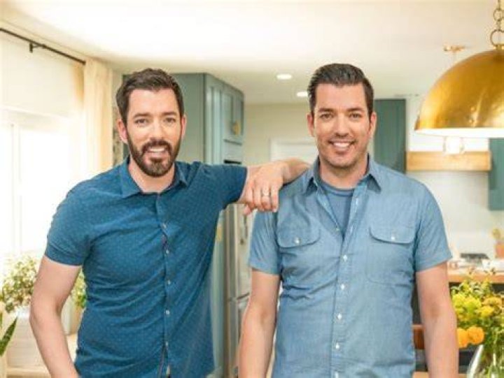 PROPERTY BROTHERS Announce Two New HGTV Series