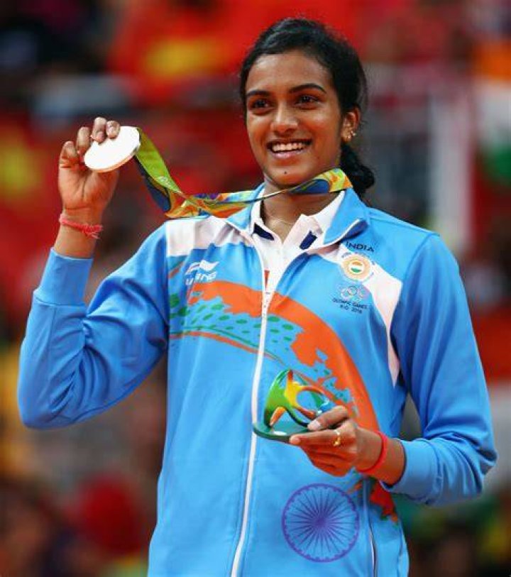 PV Sindhu wins silver and hearts, Indians hail the champion