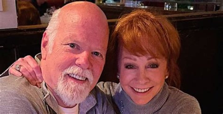 Reba McEntire mourns death of mother Jacqueline after cancer battle