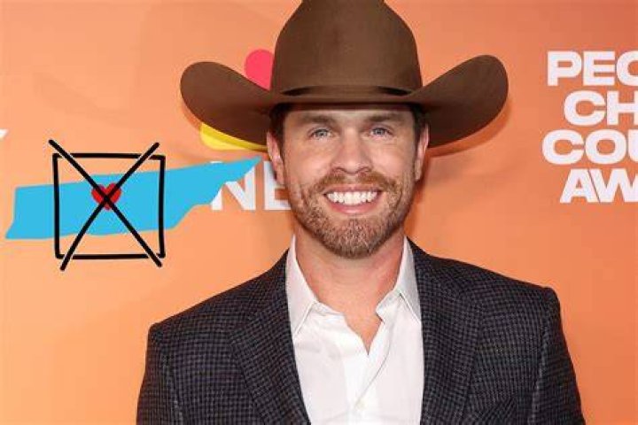 Riveting Facts About Dustin Lynch's Music, Sexuality and Girlfriend