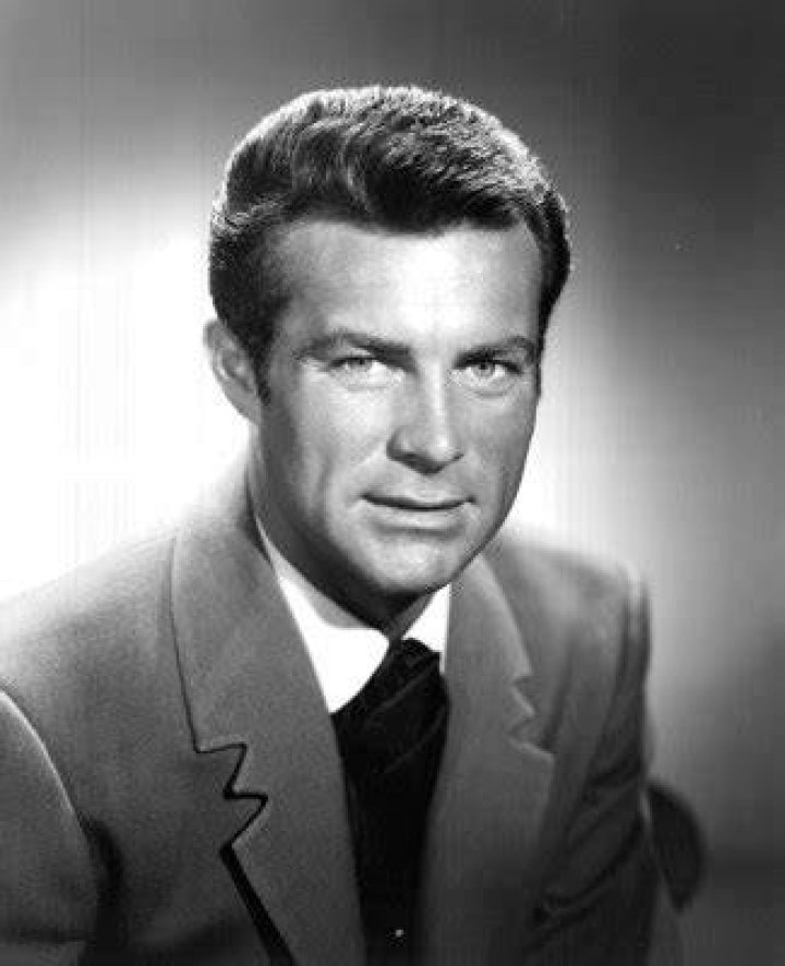 Robert Conrad 2024 dating, net worth, tattoos, smoking & body facts