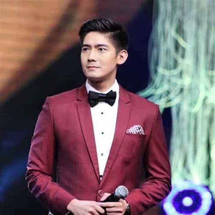 Robi Domingo bio real name, age, height, net worth