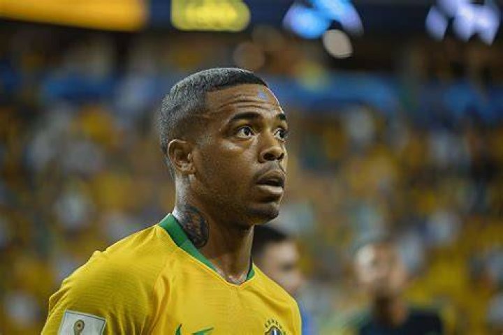 Robinho nach Vergewaltigung „Ich lache, weil es mir egal ist. Die Frau