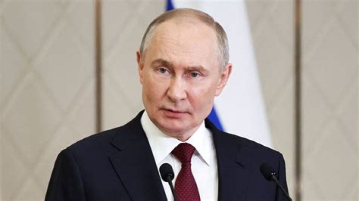 Russian President Vladimir Putin &lsquo;uses three body doubles&rsquo;, Ukraine