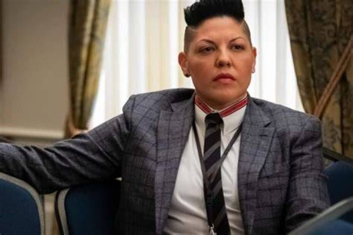 Sara Ramirez Net Worth, Salary, Age, Height, Weight, Bio, Family, Career