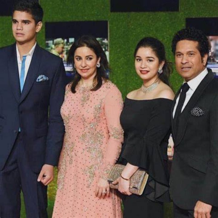 Sara Tendulkar Age, Family, Boy Friend, Biography, Wiki & More
