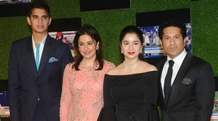 Sara Tendulkar Wiki, Height, Weight, Age, Boyfriend, Bio & More Hub