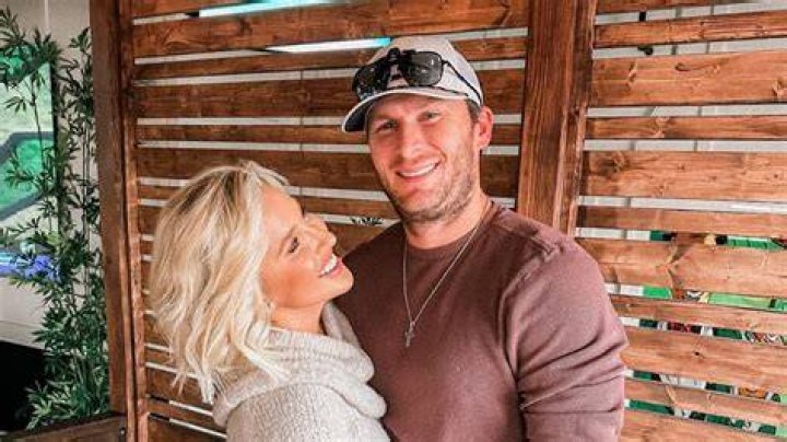 Savannah Chrisley & Boyfriend Nic Kerdiles End Engagement But They're