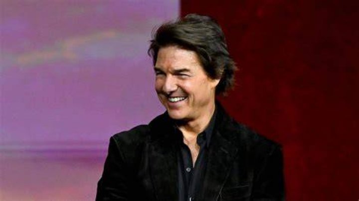 See Tom Cruise&rsquo;s Total Transformation From Young &rsquo;80s Hunk to Turning