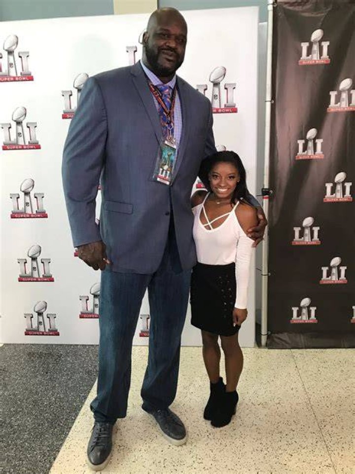 Shaq And Simone Biles: An Iconic Picture