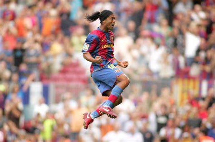 Soccer Ronaldinho Brazilian 1080P wallpaper hdwallpaper desktop