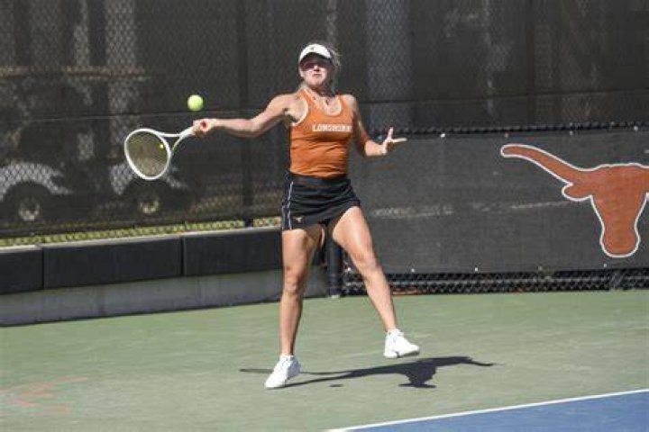 Sophomore tennis star Peyton Stearns racks up accolades thanks to