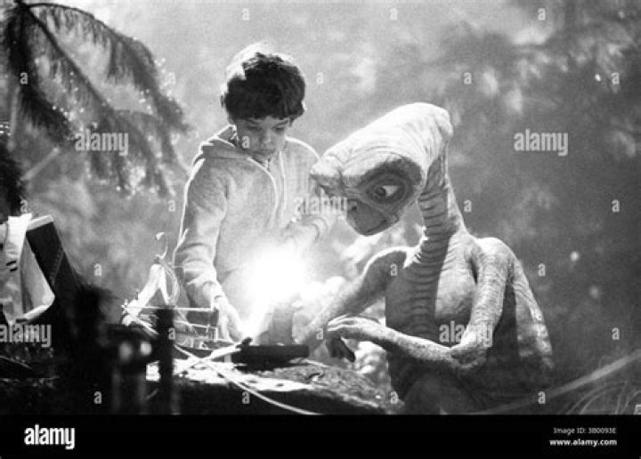 Still of Henry Thomas in Legends of the Fall Legends of the fall