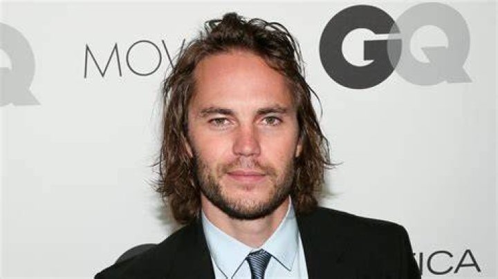 Taylor Kitsch Biography (Age, Height, Girlfriend & More) mrDustBin