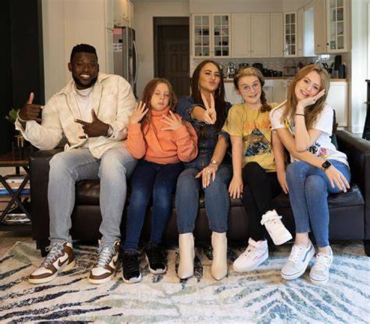 Teen Mom fans think Leah Messer looks 'unrecognizable' in new video as