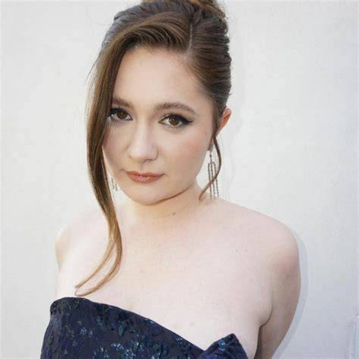 The Latest Emma Kenney Instagram Updates: Photos, Videos, And More