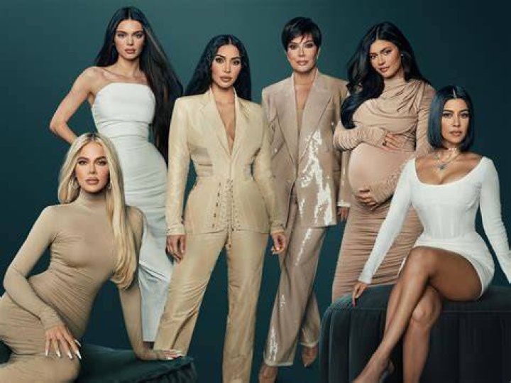 The Matriarch Of The Kardashian Clan: Unveiling The Name Of The Kardashian Mother