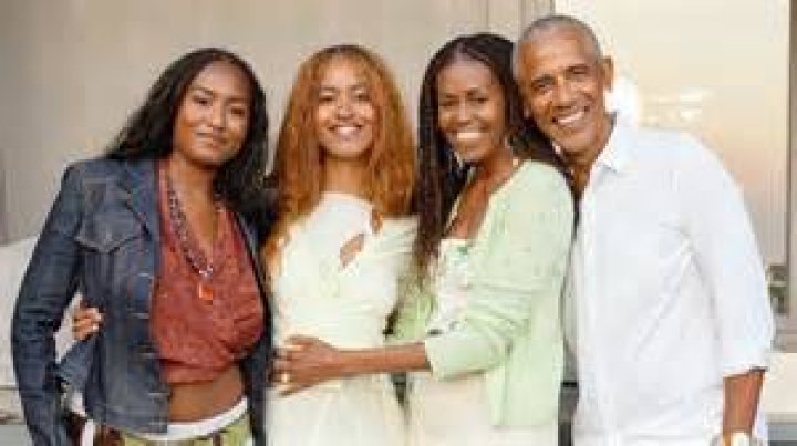 The Obamas Share Rare Family Photo as Barack Says Sasha and Malia Have