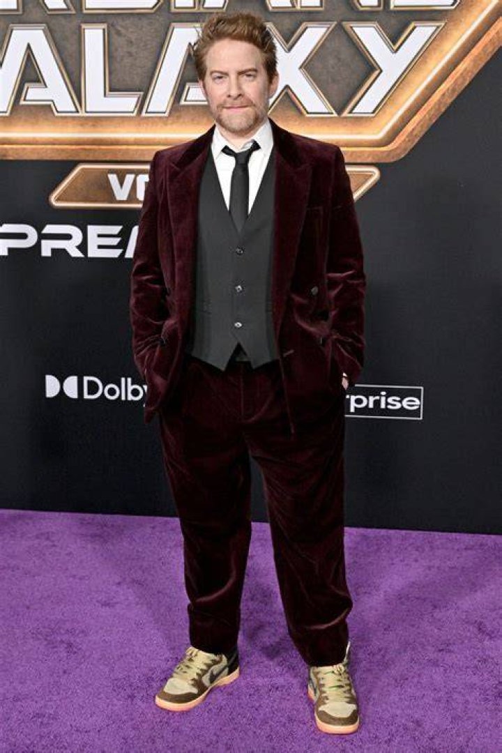 These Short Male Celebrities Remind Us That Height Doesn't Matter In