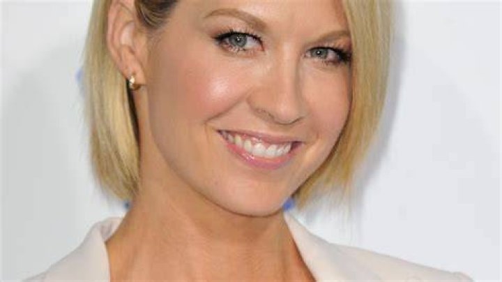Top Movies And TV Shows Starring Jenna Elfman