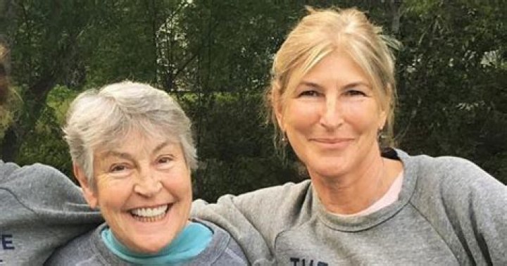 Traci Wald Donat, Helen Reddy's daughter. Dicy Trends