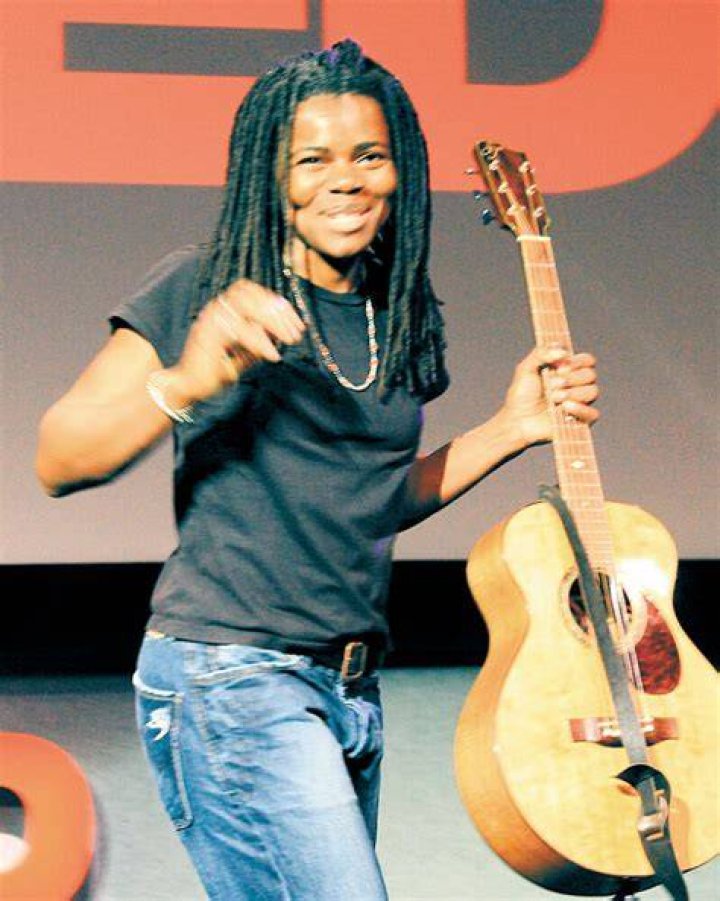 Tracy Chapman breaks country music barriers with no. 1 hit Bayou Beat