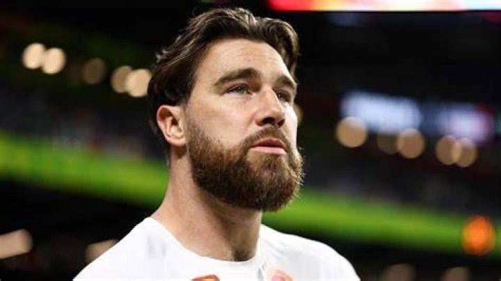 Travis Kelce Daughter, Net Worth, Wife, Parents, Age, Wiki