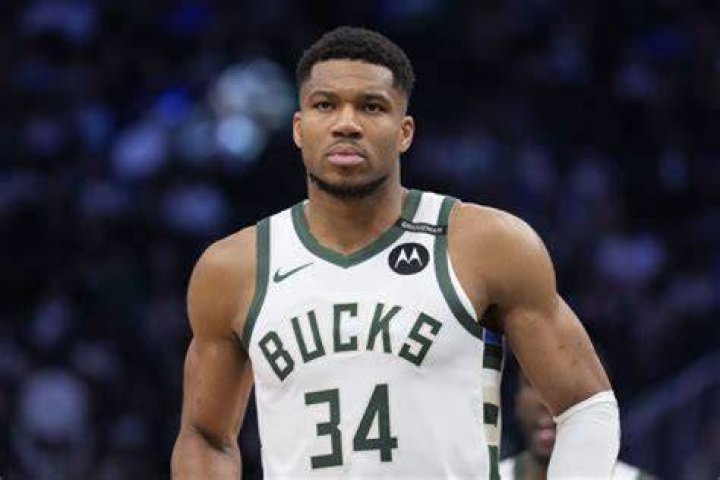 Ultimate Guide To Curtis Jones' Salary: Comprehensive Breakdown