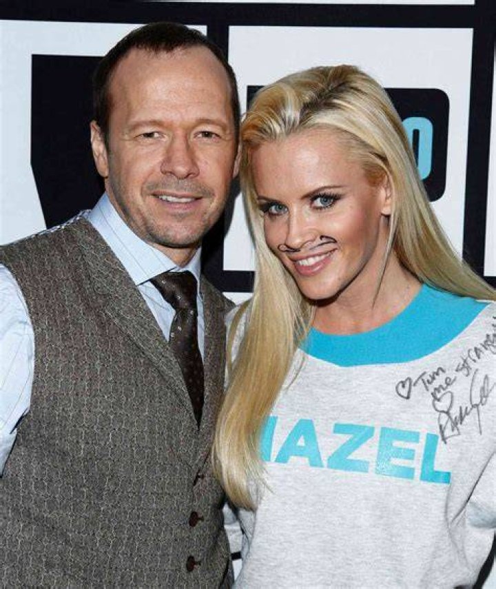 Unbelievable! Jenny McCarthy Files For Divorce