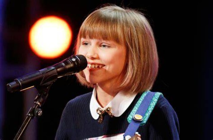 Uncover The Rising Star: Meet The Young And Promising Pink Singer