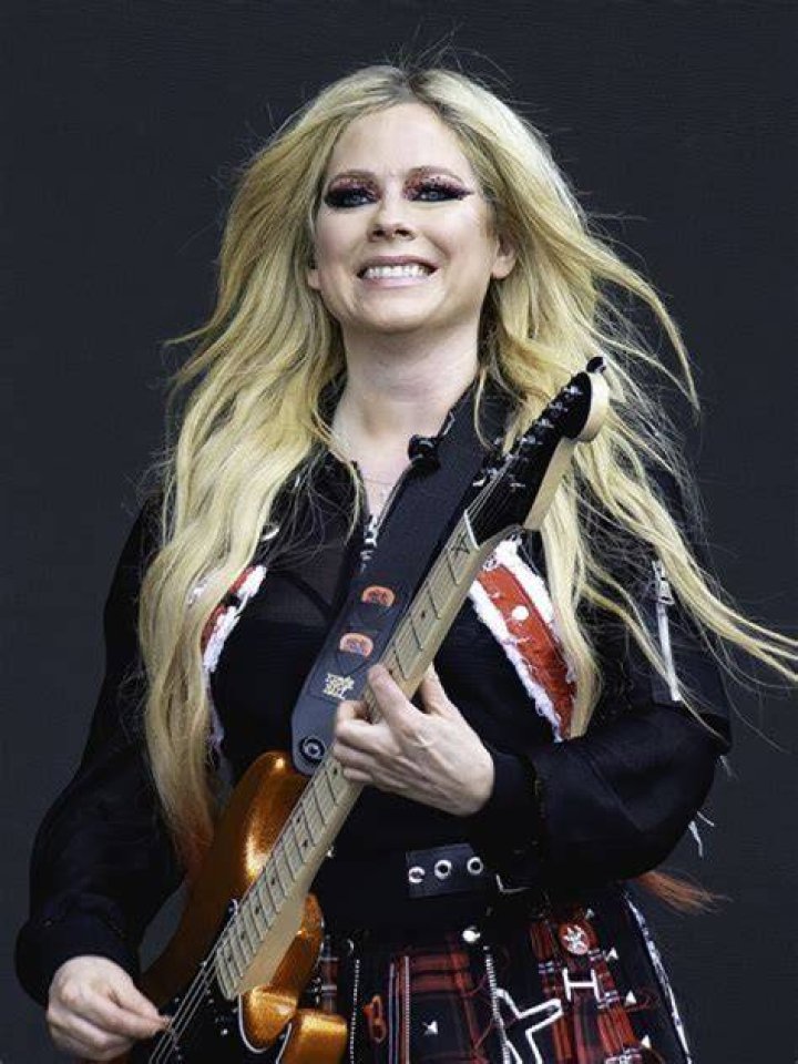 Uncovering Avril Lavigne's Marital Bliss: Husband And Family Life