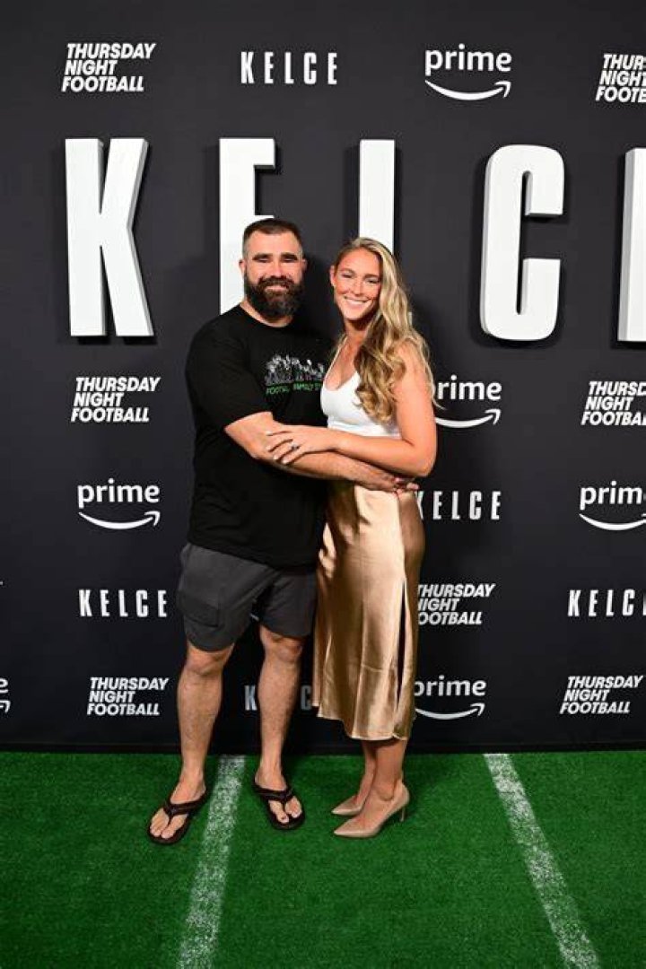 Unveiling Ed Kelce's Height: Unlocking Football's Giant Advantage