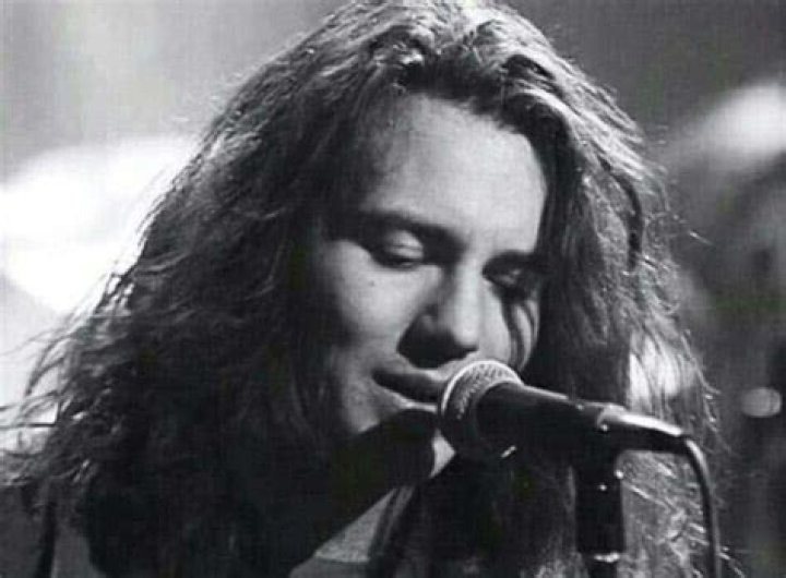 Unveiling Eddie Vedder's Marital Journey: Wives, Insights, And Surprises