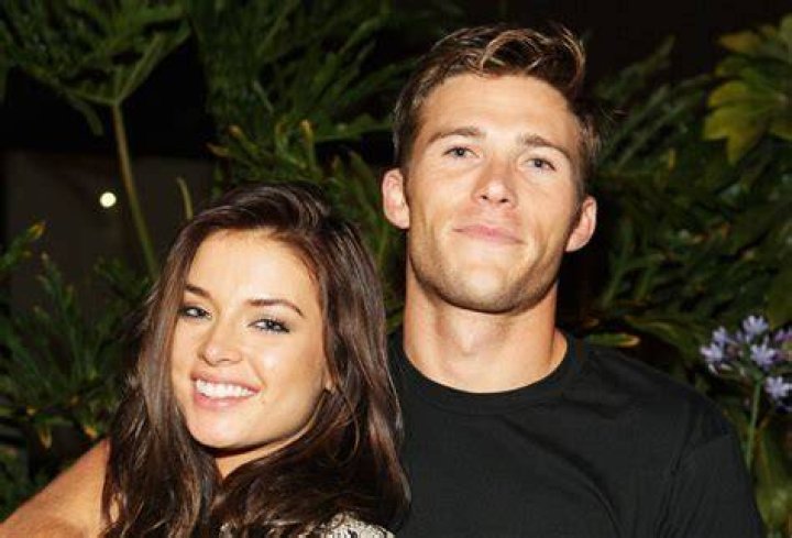Unveiling Scott Eastwood's Girlfriend: A World Of Discovery