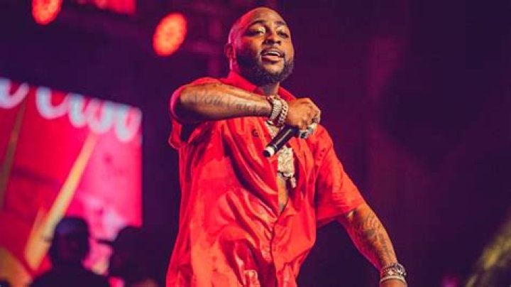 Valeur nette de Davido 2024 (FORBES) Valeur nette de 400 millions de