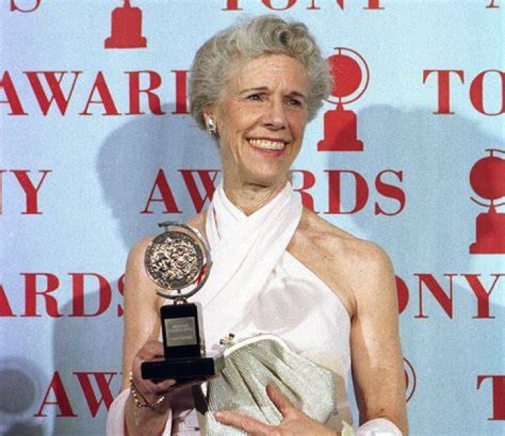 Veteran Actress Frances Sternhagen Dies At Age 93 CBS New, 57 OFF