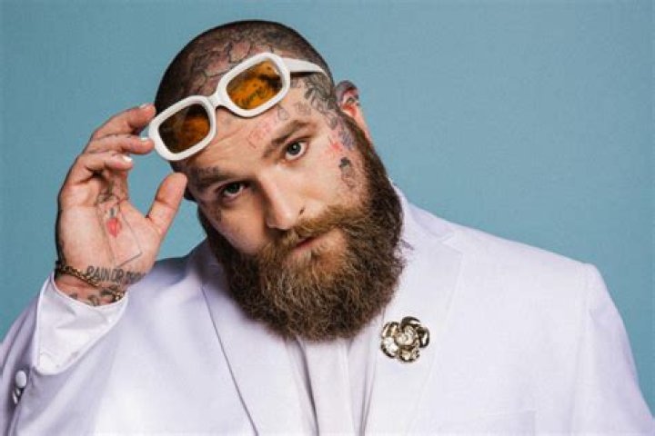 VIDEO NEWS Teddy Swims Reveals Video For New Single ‘Bed On Fire
