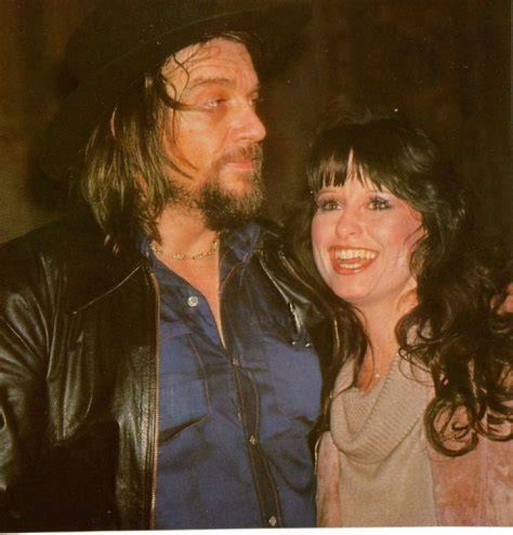 Waylon Jennings and Jessi Colter&rsquo;s Last Duet Will Melt Your Heart