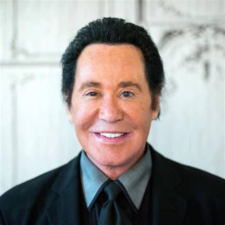 Wayne Newton's Legacy And The Mystery Of His Demise
