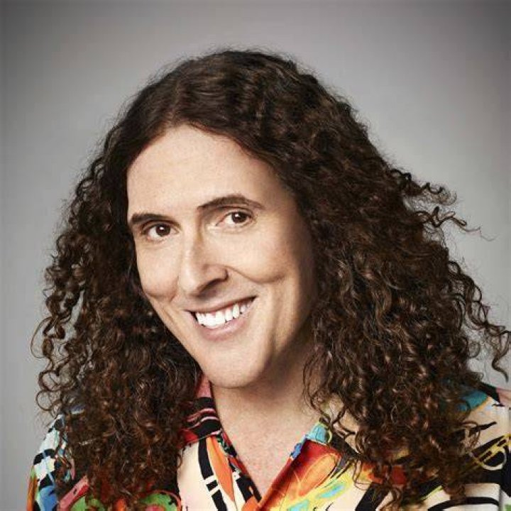 Weird Al Yankovic Bio, Age, Family, Height, Marriage, Net Worth, Education