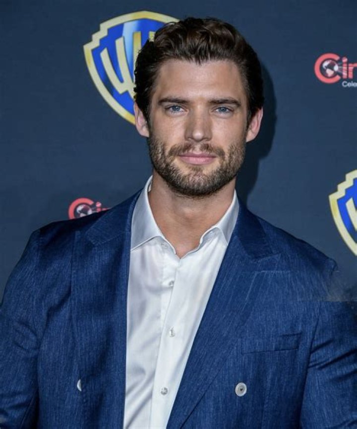 What is David Corenswet's net worth? David Corenswet 12 facts about