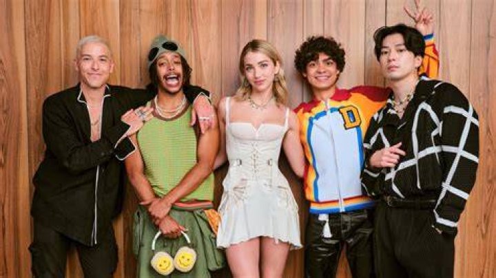 What the cast of Netflix's 'Griselda' looks like in real life Yahoo