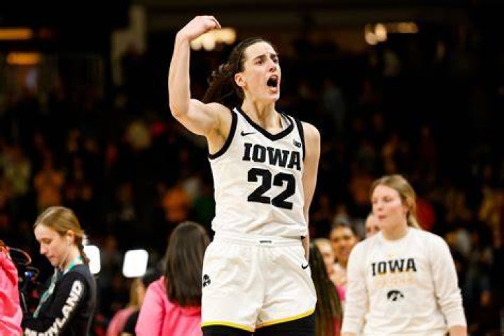 Who is Caitlin Clark's mom, Anne NizziClark? Looking at Iowa guard's